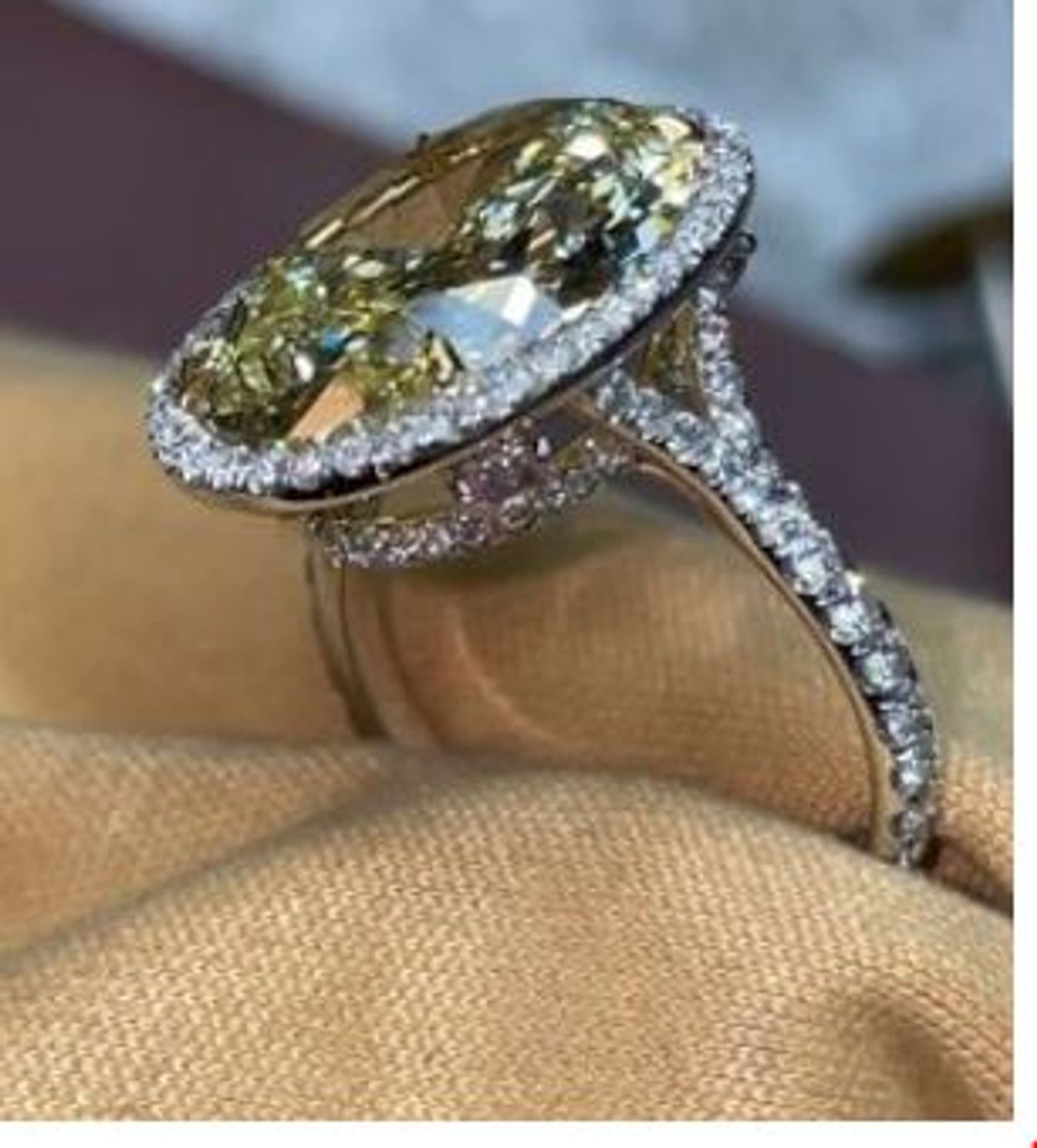 Fancy yellow oval halo